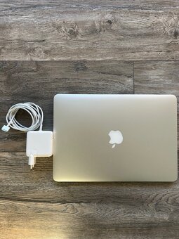 Apple macbook air 13 Early 2014 - 3