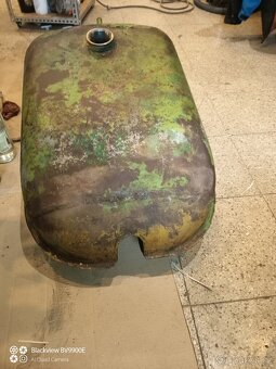 Nádrž zetor 25 - 3