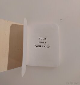 Miniaturní stará kniha "YOUR BIBLE COMPANION" - 3