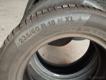 Prodám zimní pneu Continental 235/60/18 - 3