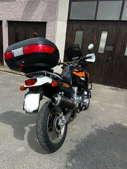 Honda africa twin 750 - 3