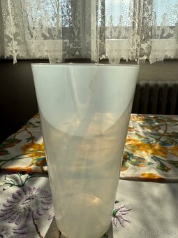 Větší kelímek plastový na pivo či limonádu - 3