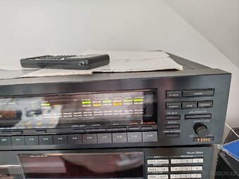 Tuner Onkyo T-9990, MANUÁLY A DÁLKA - 3