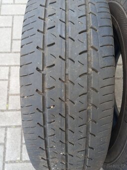 Letní pneu 195/70/15c - 3