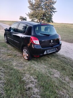 Renault Clio - 3