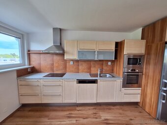 Prodej bytu 4+kk (100,4 m²) s terasou (11,3 m²) - OLOMOUC - 3