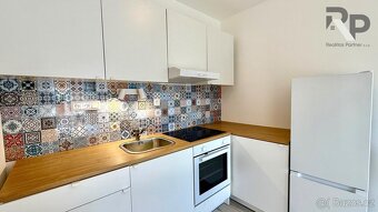 Pronájem nízkoenergetického bytu 2+kk s parkovacím stáním v - 3