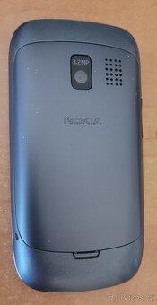Nokia Asha 302 - 3