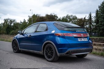 Honda Civic 2.2 i-CTDi 103 kW, Executive, pan.střecha 2006 - 3