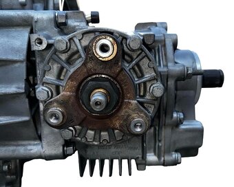 Rozvodovka úhlová převodovka 0A6409053AM Audi Q3 8U 2014 - 3