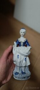 porcelánová figurka hudebnice - 3