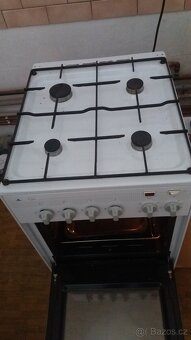 Prodám kombinovaný sporák plně funkční - 3