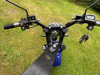 Linhai motorová tříkolka - 3