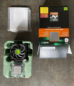 AMD Athlon 3700+ Clawhammer, socket 754 - 3