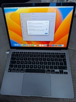 Apple MacBook Air 13” M1 (2020) – 8 GB - 3