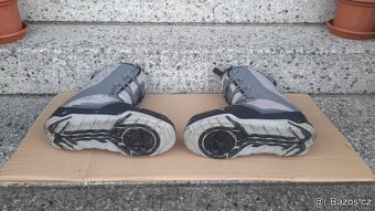 Snowboardové boty Crazy Creek 29,5 cm - 3