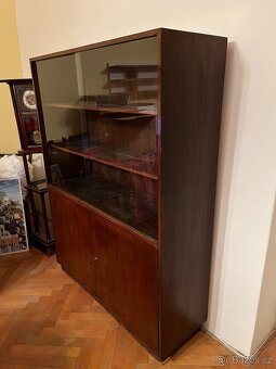 Stará knihovna/vitrína - 3