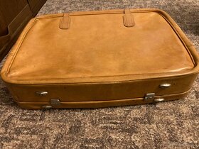 2 cestovní kufry kožené ( nebo koženkové), retro, 60-70 léta - 3