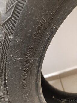 Prodám dvě letní nejete pneu Zn. Bridgestone - 3