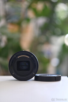 Nikon Z 40mm f/2 - 3