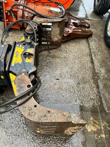 Třídící drapák MB Crusher MB G600 - 3