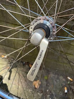 Zadní kolo vyplet Grüner / Shimano XT 28” - 3