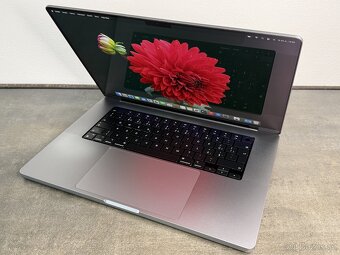 MacBook Pro 16'' 2021 / M1 Pro / 16GB / 512GB SSD - DPH - 3