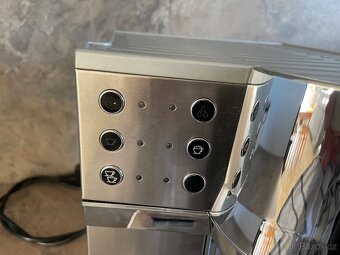 Pákový kávovar DeLonghi + mlýnek - 3