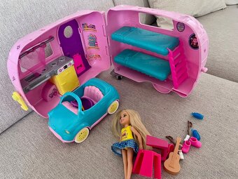 Barbie karavan Chelsea - 3