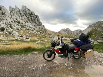 XRV 750 Africa Twin - 3