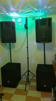 Subwoofer Behringer 18 palců 2ks - 3