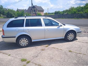 Škoda octavia 1.9 TDI 74 Kw Combi 2009 - 3