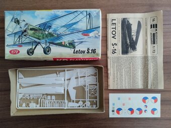 Modely letadel,KP, plastové stavebnice. - 3