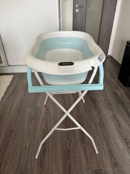 Vanička pro miminko se stojanem - 3