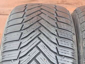 Zimní Michelin 205/55/16 - 3