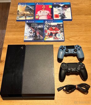 PlayStation 4 + 2 ovladače (PS4 + 2x DualShock) - 3