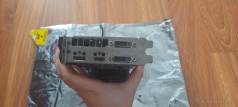 ASUS ROG STRIX GAMING RX470 8GB - 3