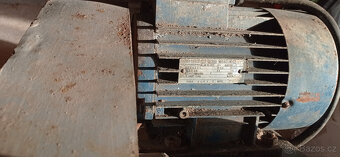 Pila na hutní materiál - 3