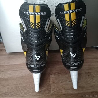 prodám brusle Bauer Supreme M3 velikost 6,5 - 3