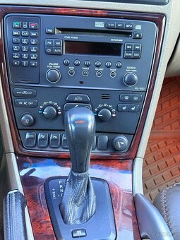 Volvo Xc70 - 3