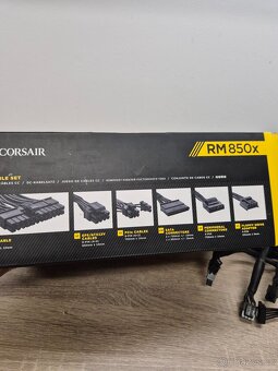 Zdroj Corsair RM850x Black 850 W - 3