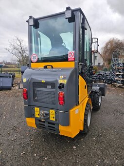 mininakladač APS k 1060 - 3