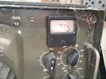 Radiostanice vysílačka R 4-1 - 3
