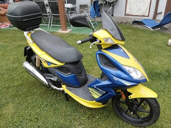 Skutr Kymco Super 8 125 - 3