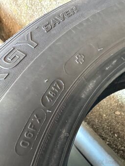205/65R15 - 3