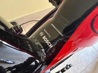 Elektrokolo TREK POWERFLY 4 Radioactive Red/Trek Black - 3