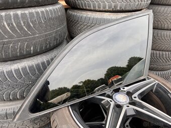 Audi A6 4G Avant zadní pravé okénko - 3