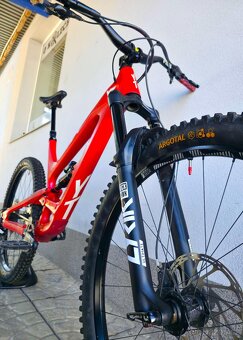 Horské kolo YT Capra CF Pro Carbon 29″ - 3