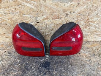 ZADNÍ SVĚTLA AUDI A3 8L - 3