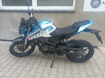 Voge 125 R - 3